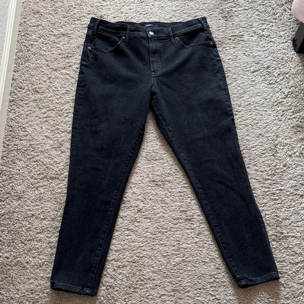 NWOT Express Women's Size 14L Black Cropped HighRise Skinny Jeans‎